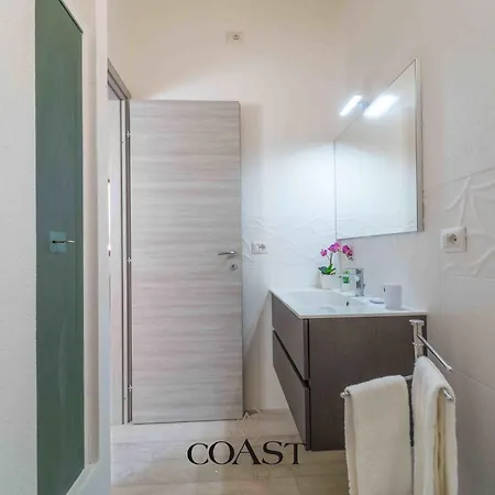 Apartamento St. Simplicius House - 5 Minuti Dal Centro & Wifi *